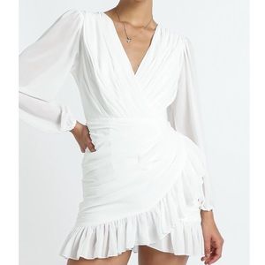 Long sleeve Whites short dress 🌩